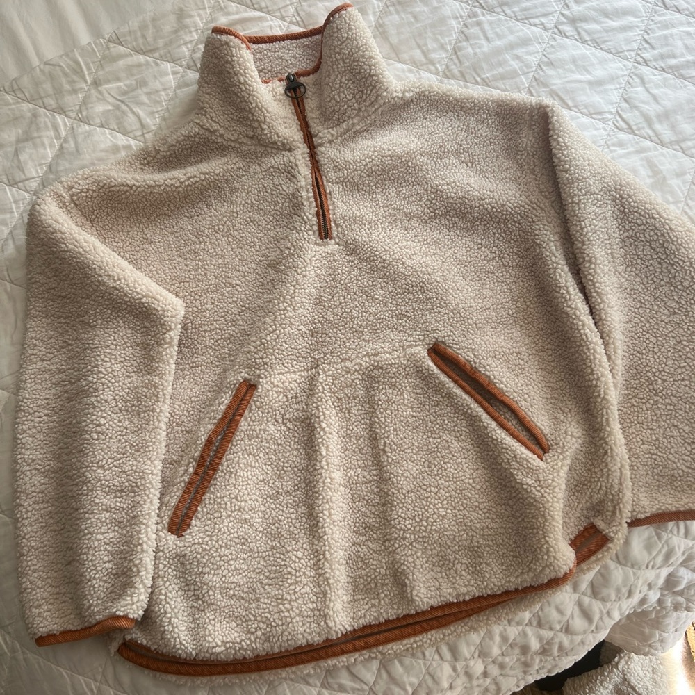 Never worn Barbour quarter zip size 4 (runs big)